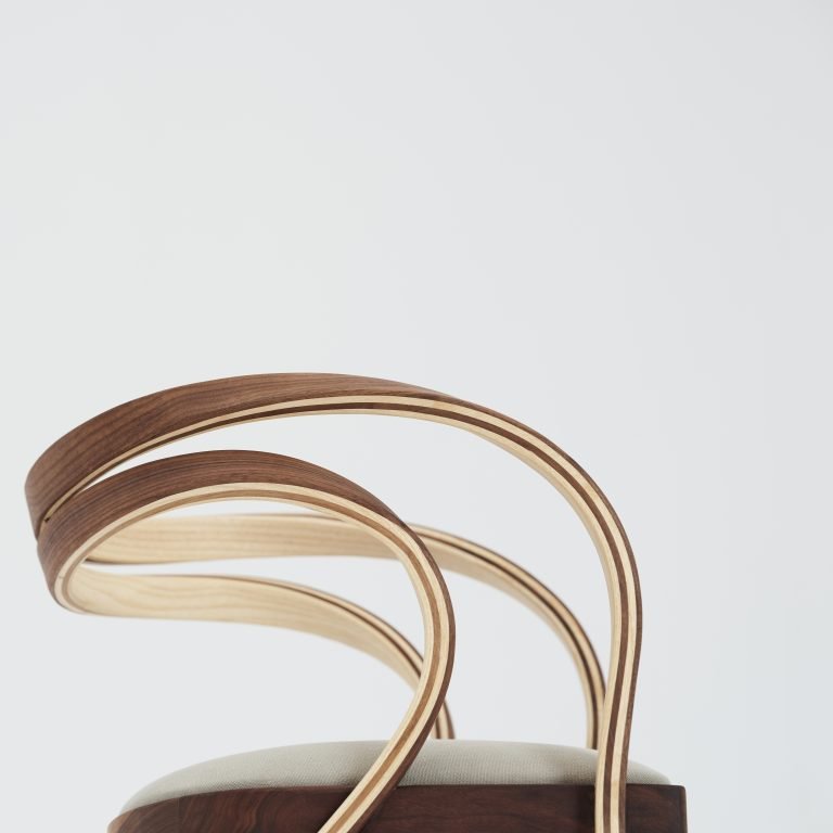 Nina & Beni chair in steam-bent solid wood by MARINOMAZA