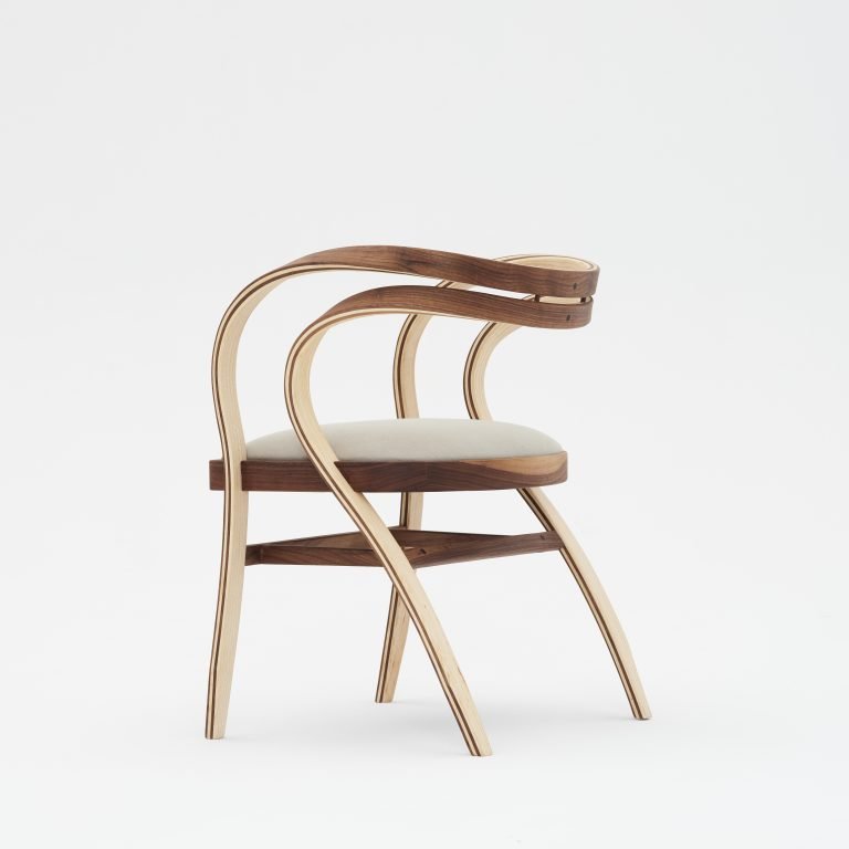 Nina & Beni chair in steam-bent solid wood by MarinoMaza