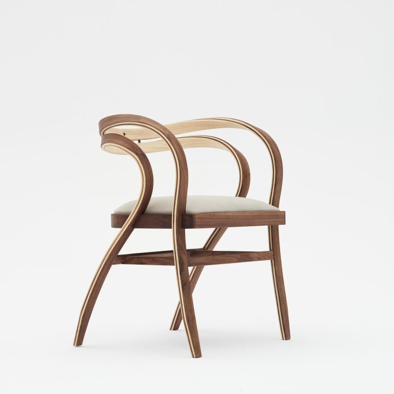 Nina & Beni chair in steam-bent solid wood by MARINOMAZA